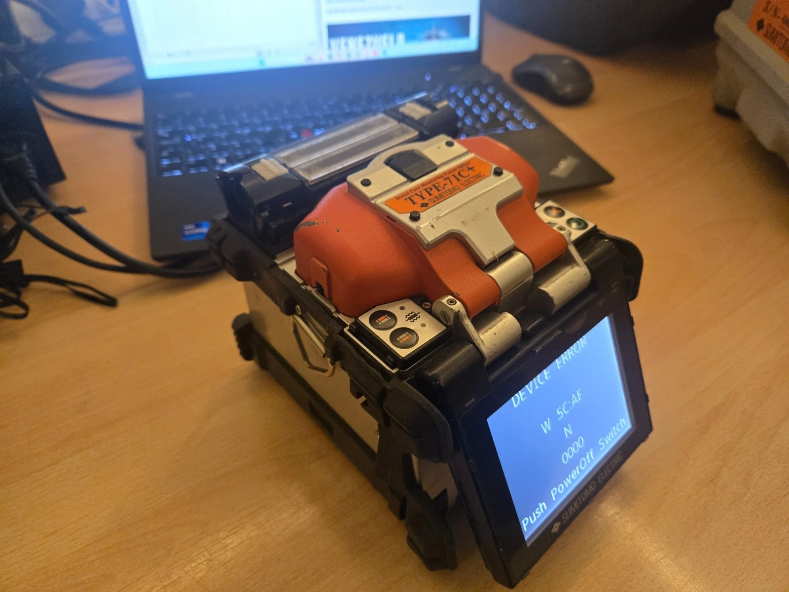 Sumitomo T-71C+ Fusion Splicer - MAINBOARD ERROR - For Parts or Repair - - Image 4
