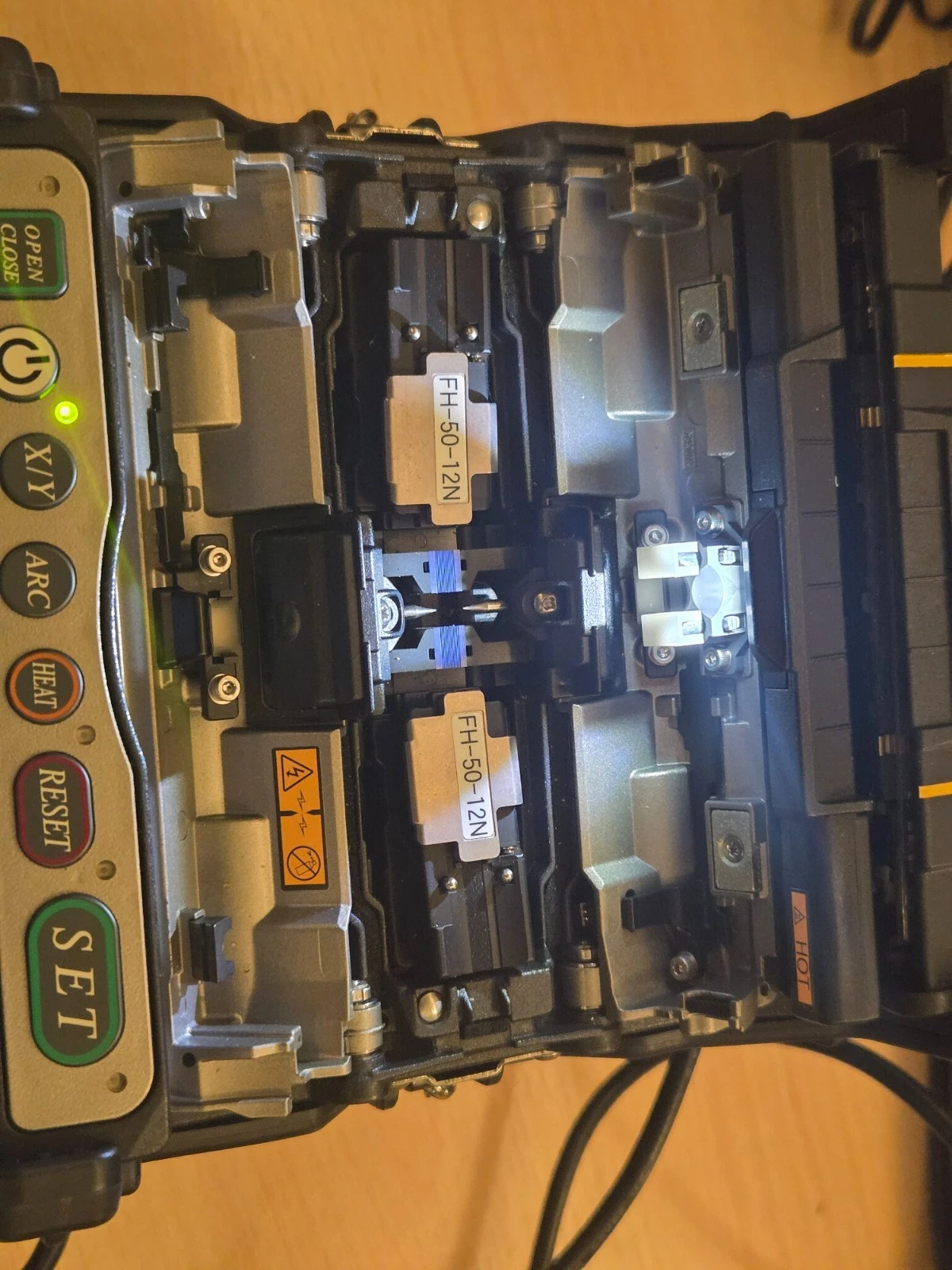 BRAND NEW Fujikura 70R+ Ribbon Fusion Splicer - 312 Arcs - Image 10