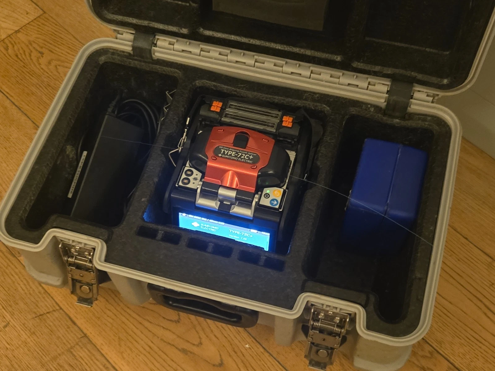 Sumitomo Type-72C+ Fusion Splicer - Ultra Low Usage (2291 Arcs) - GREAT Conditio