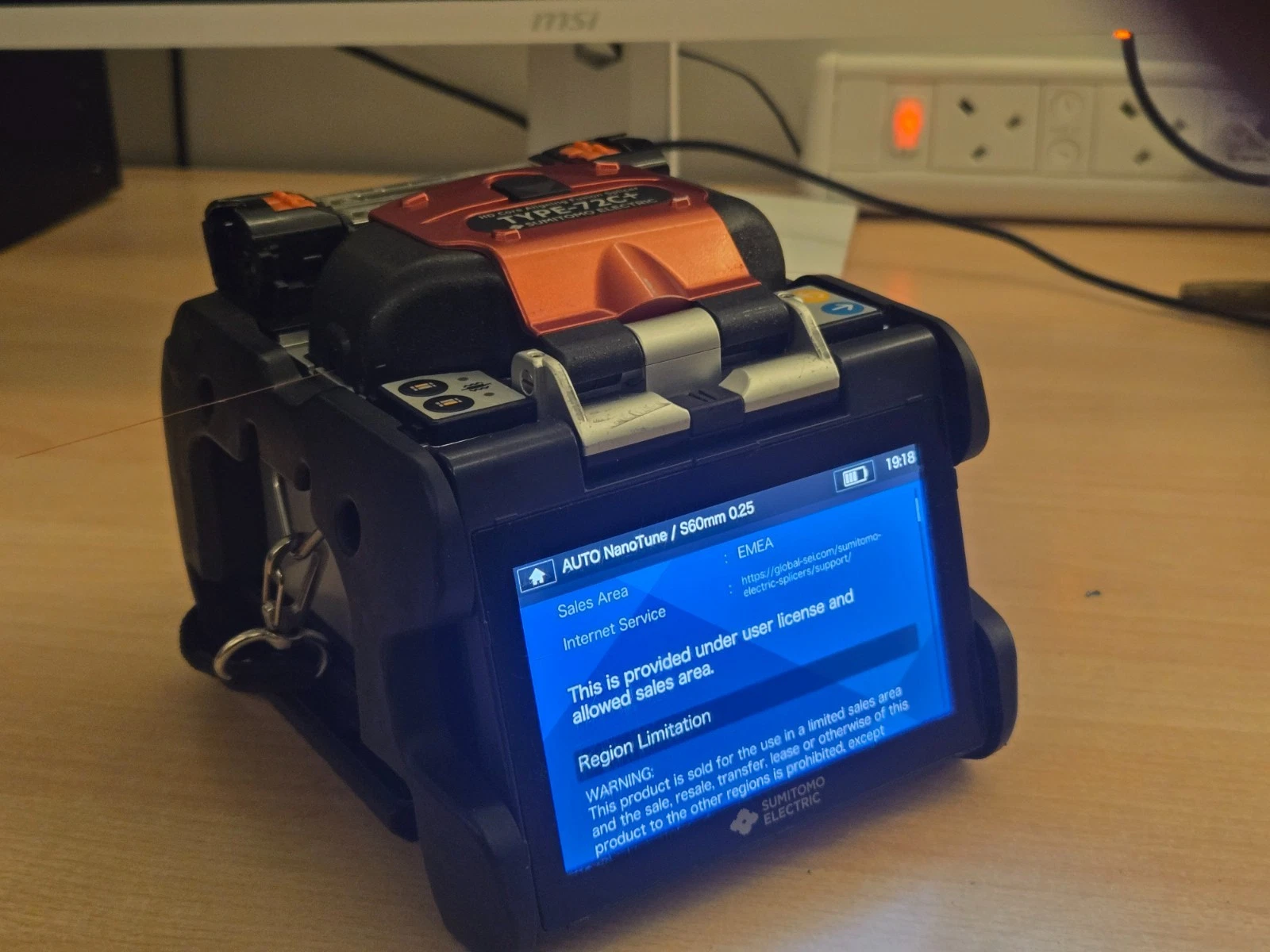 Sumitomo Type-72C+ fusion splicer – photo 10